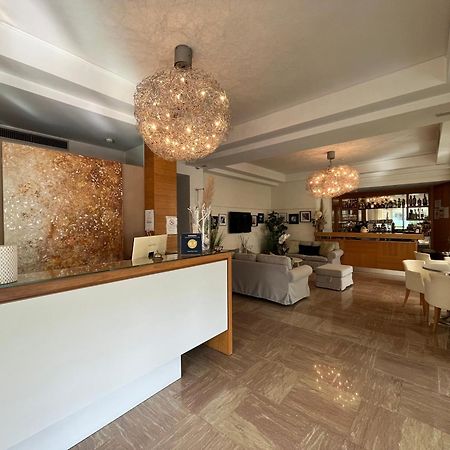 Hotel Mon Pays Riccione Ngoại thất bức ảnh