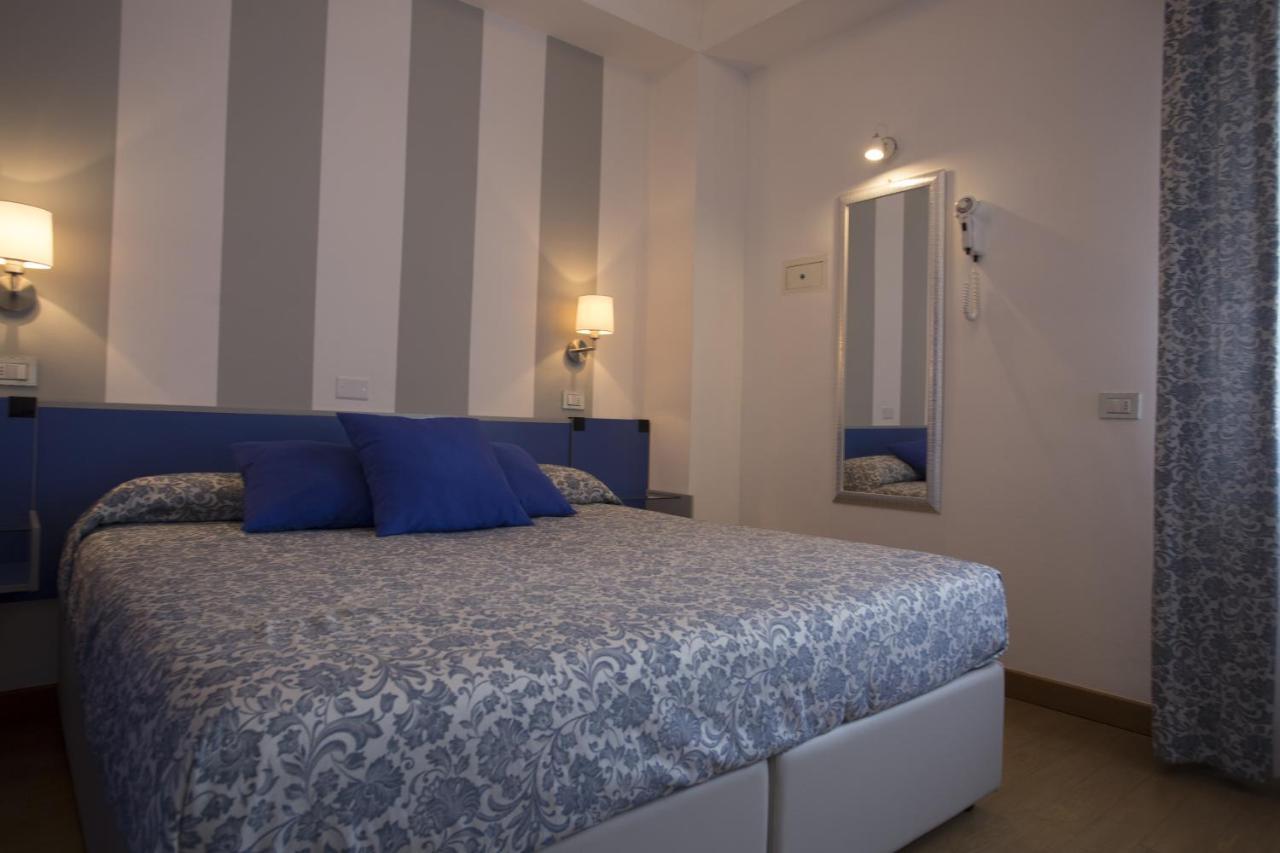 Hotel Mon Pays Riccione Ngoại thất bức ảnh
