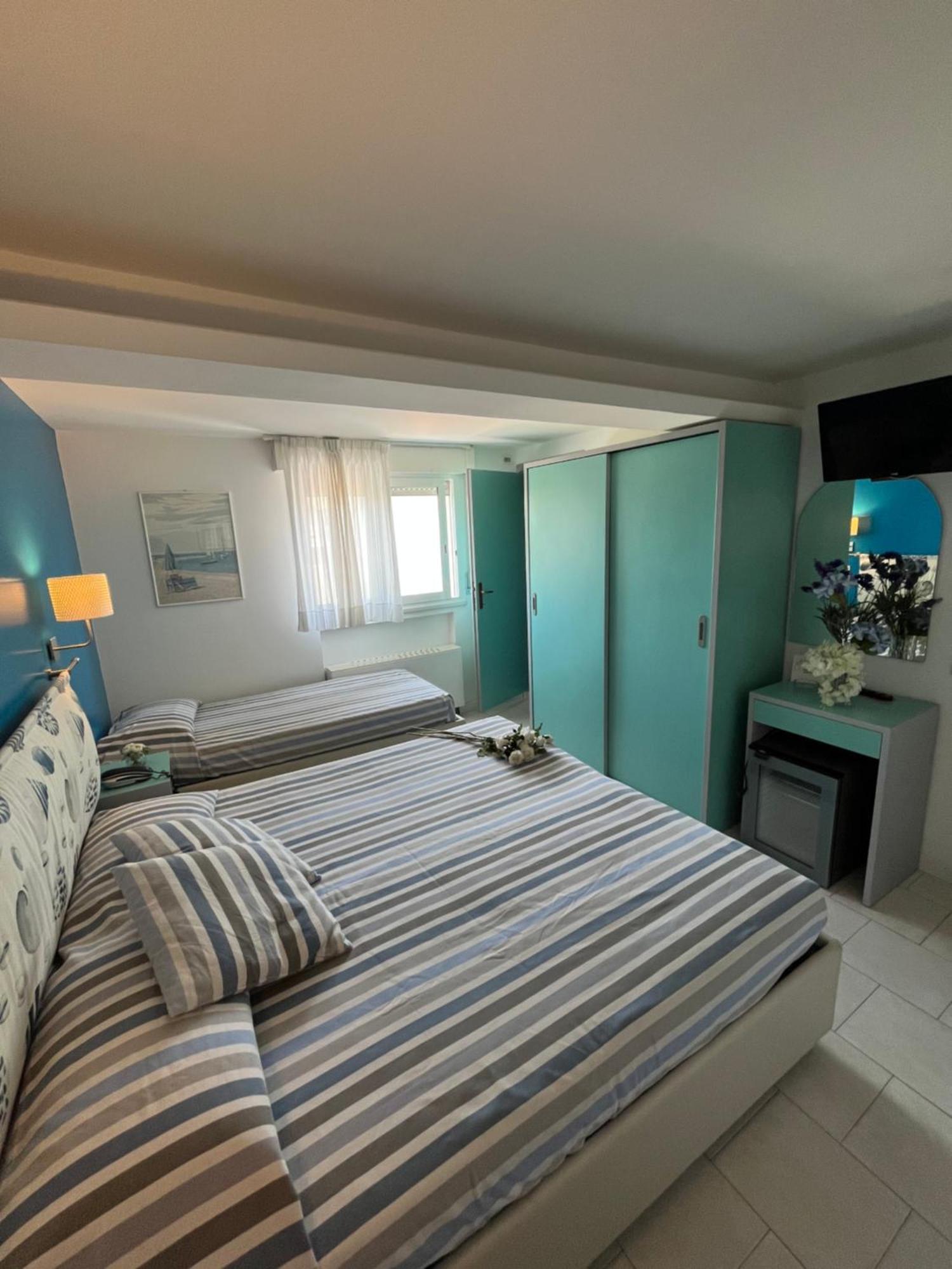 Hotel Mon Pays Riccione Ngoại thất bức ảnh