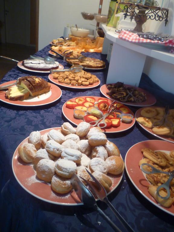 Hotel Mon Pays Riccione Ngoại thất bức ảnh